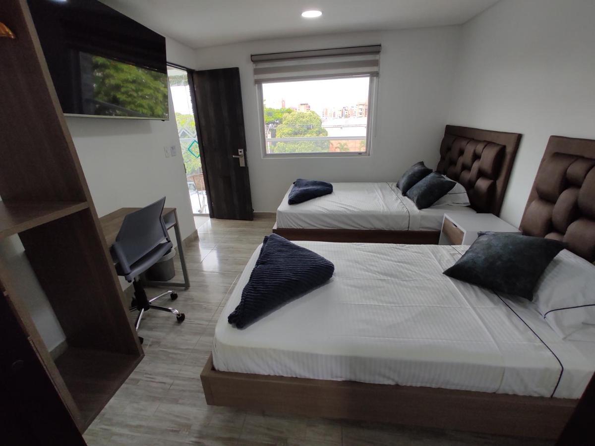 Hostel Boutique Nido De Loros เมเดยิน ภายนอก รูปภาพ