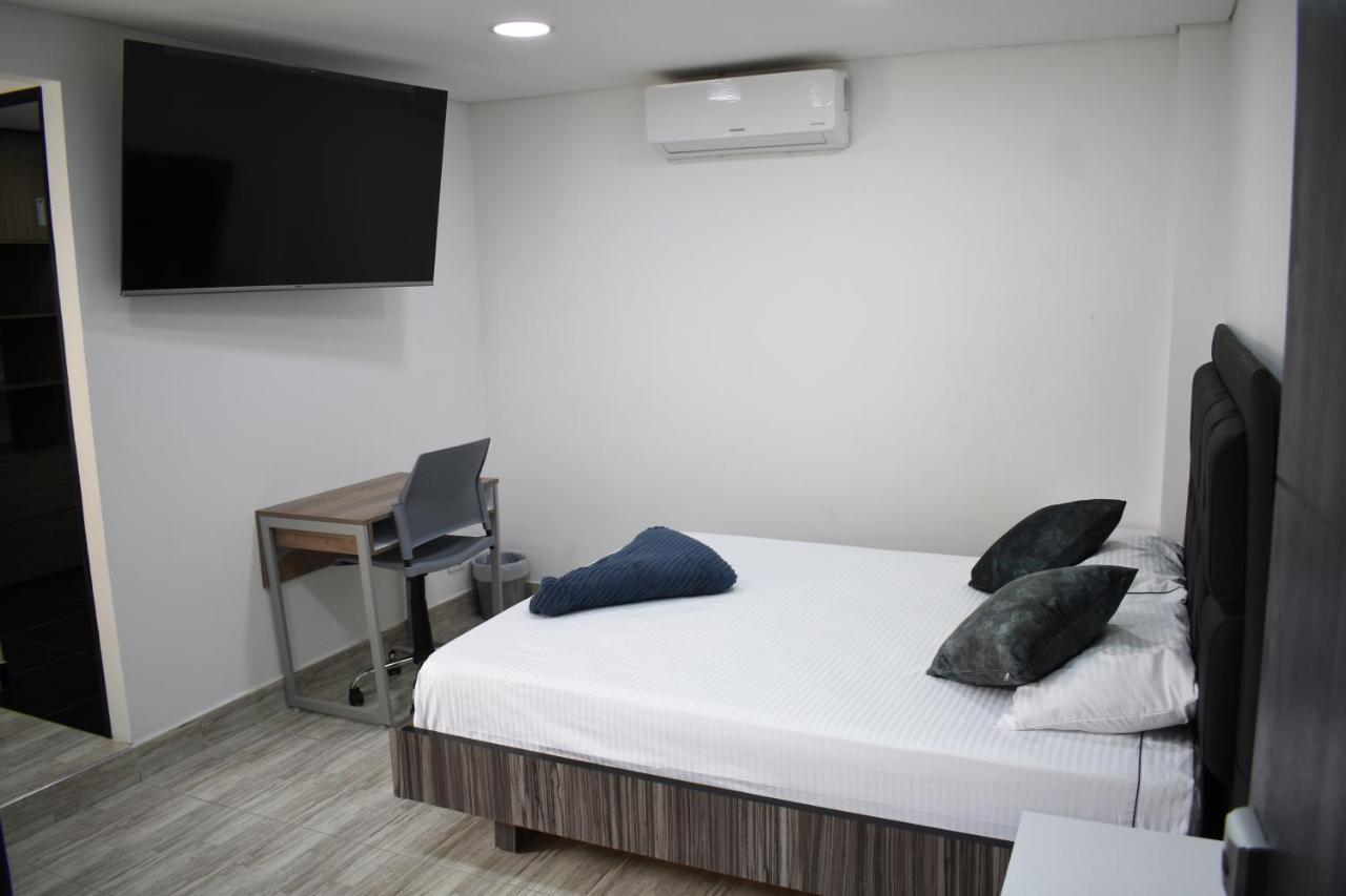 Hostel Boutique Nido De Loros เมเดยิน ภายนอก รูปภาพ