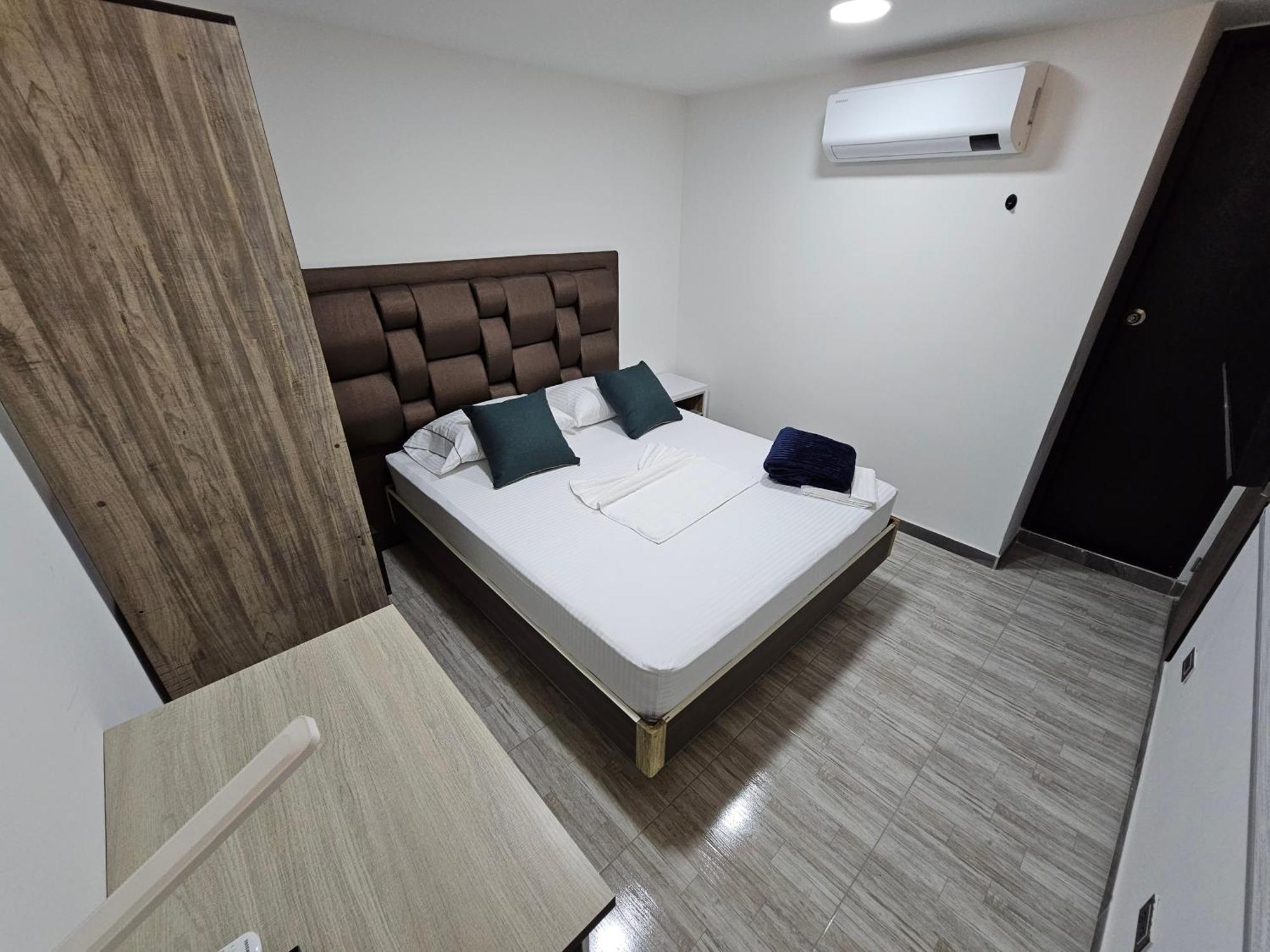 Hostel Boutique Nido De Loros เมเดยิน ภายนอก รูปภาพ