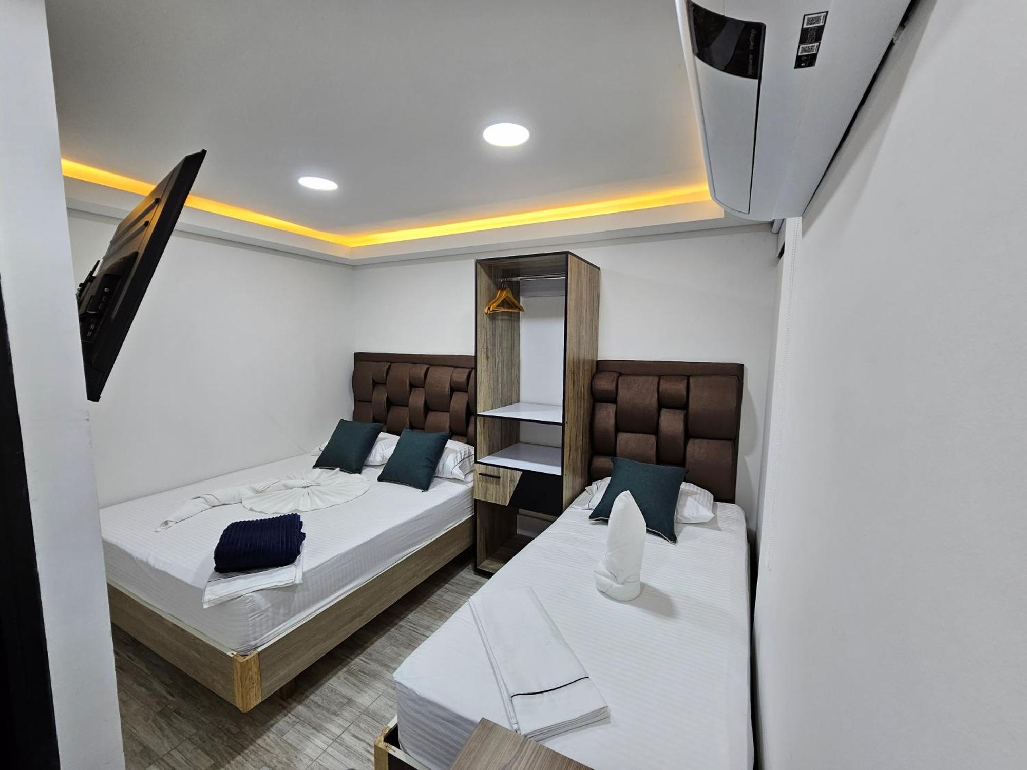 Hostel Boutique Nido De Loros เมเดยิน ภายนอก รูปภาพ