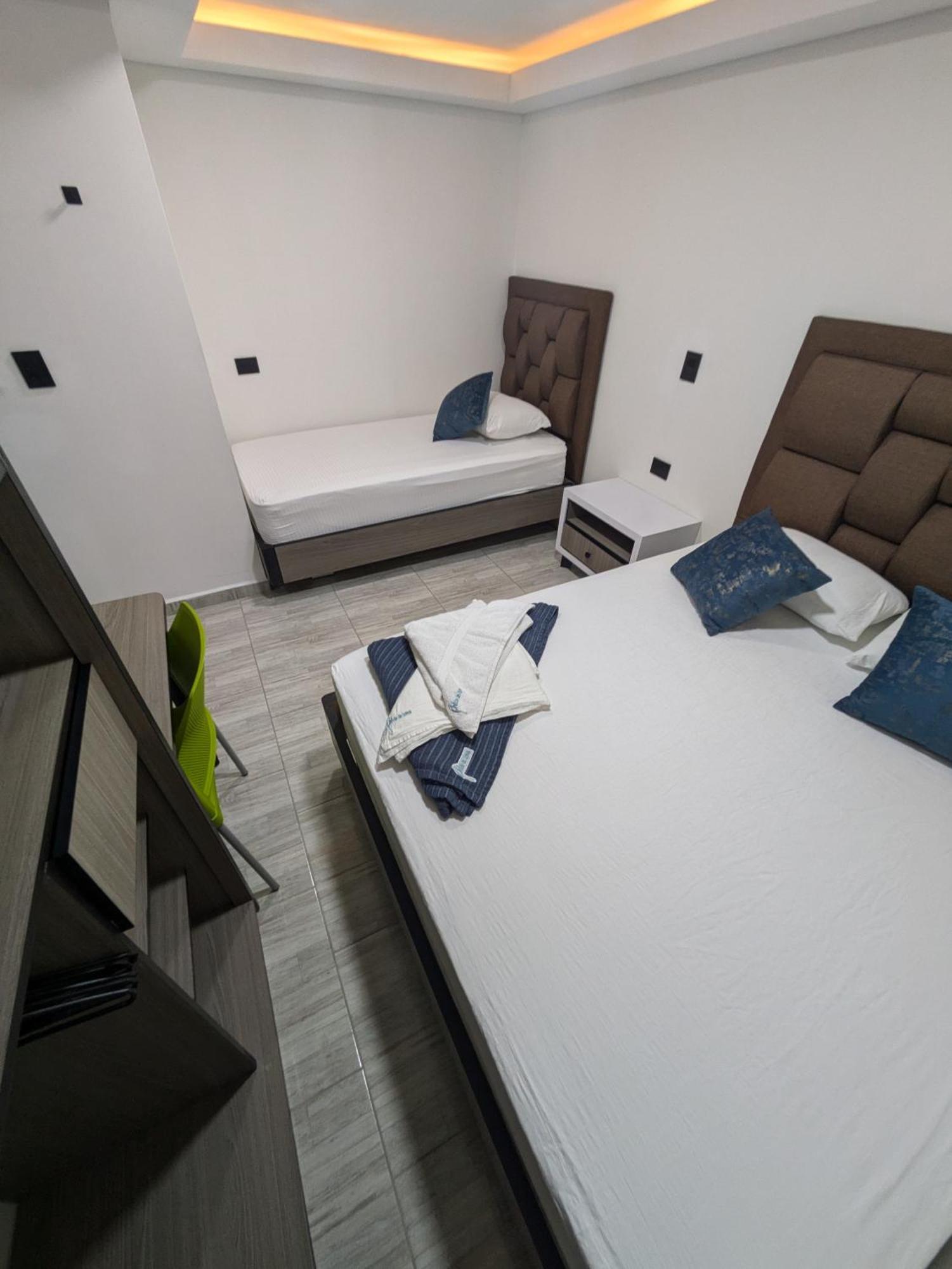 Hostel Boutique Nido De Loros เมเดยิน ภายนอก รูปภาพ