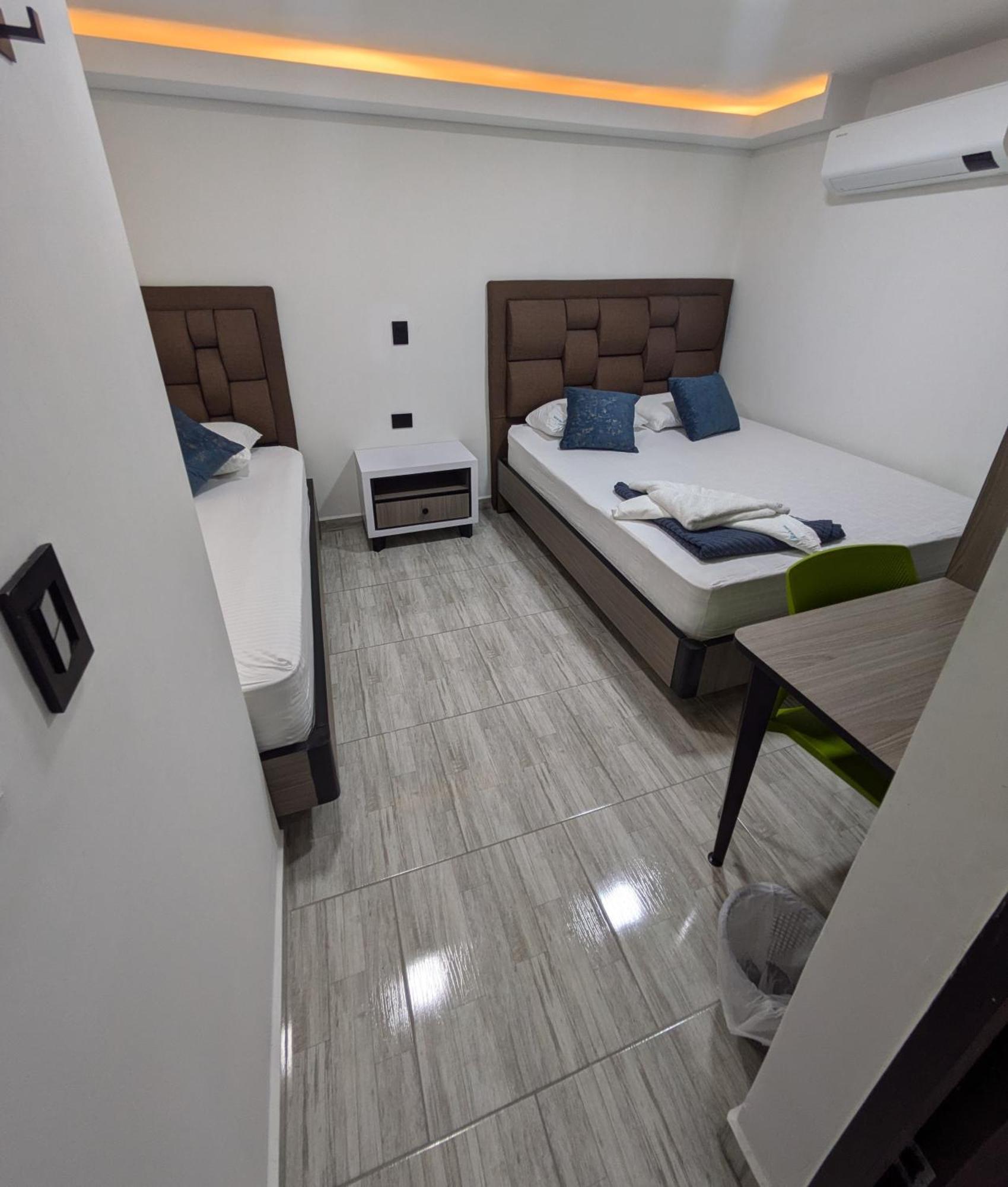 Hostel Boutique Nido De Loros เมเดยิน ภายนอก รูปภาพ